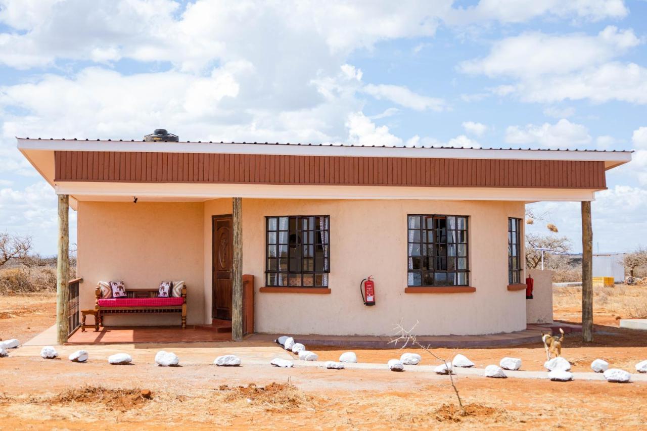 Wild Amboseli Ndovu Cottage. Exterior foto