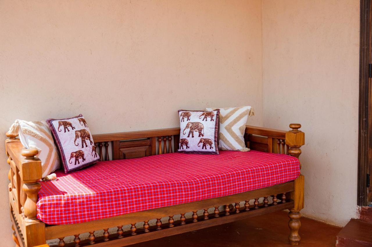 Wild Amboseli Ndovu Cottage. Exterior foto
